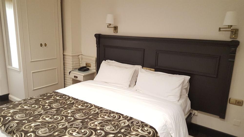 Avent Verahotel Zewnętrze zdjęcie