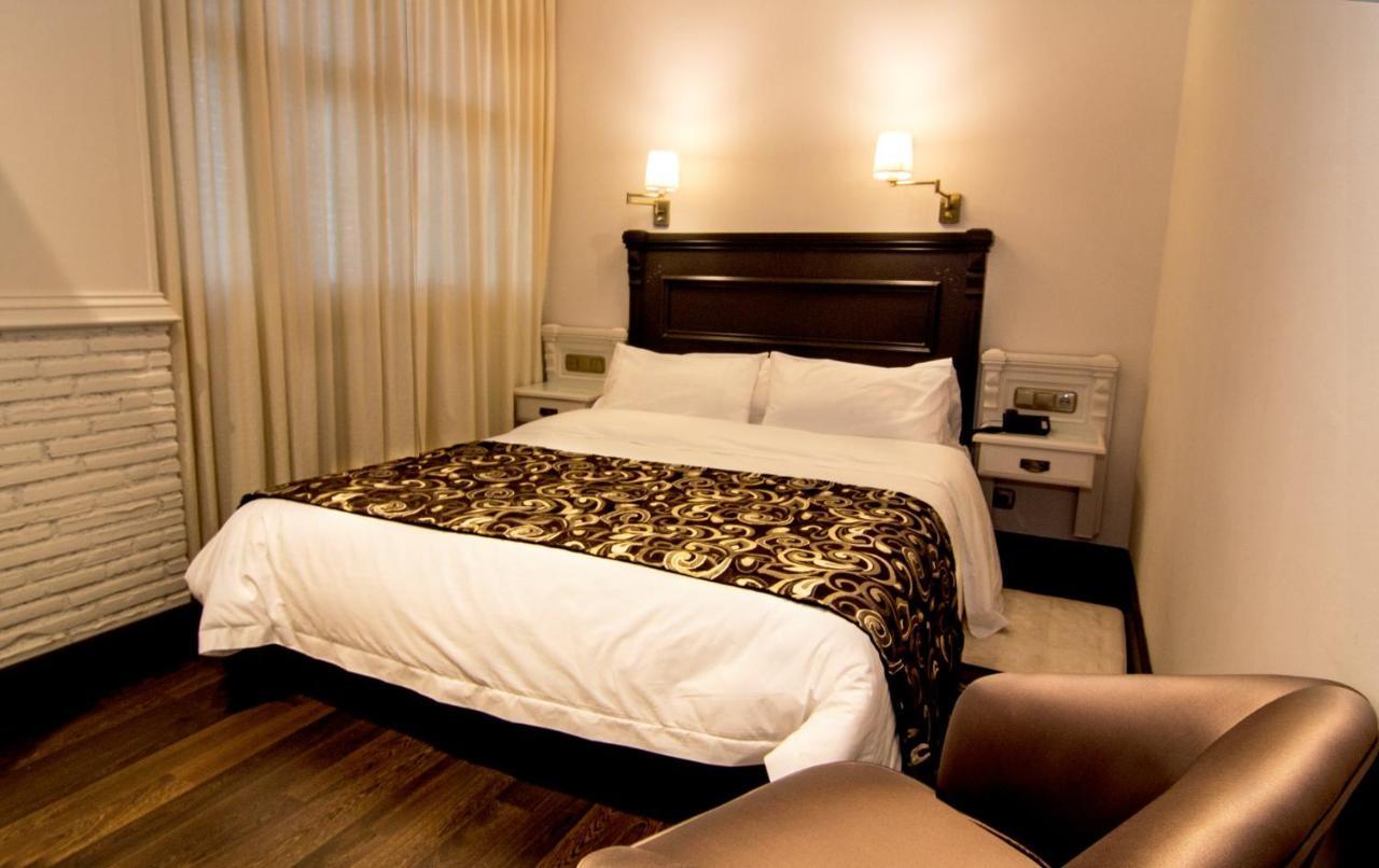 Avent Verahotel Zewnętrze zdjęcie