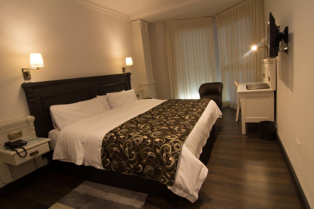 Avent Verahotel Zewnętrze zdjęcie