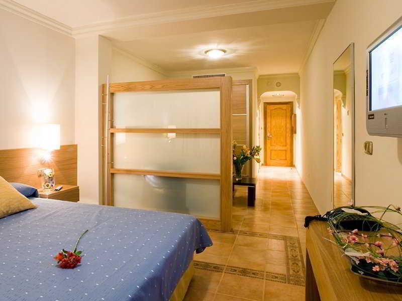Avent Verahotel Zewnętrze zdjęcie