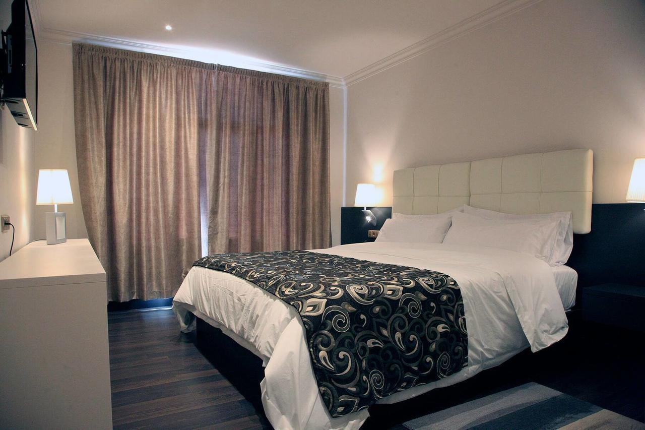 Avent Verahotel Zewnętrze zdjęcie